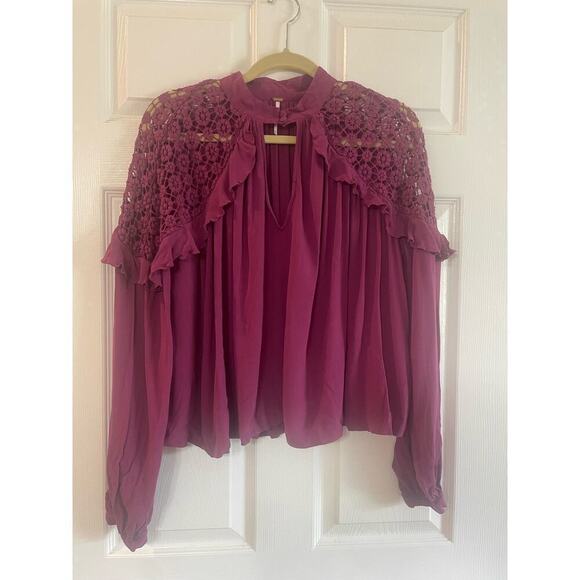 Free People Little Bit Of Love Top size Medium - Picture 1 of 11